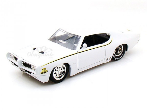 Pontiac GTO Judge 1969 blanco. Escala 1:24
