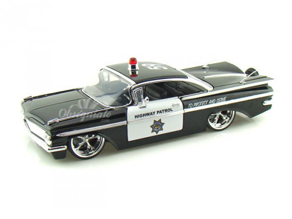 Chevy Impala Highway Patrol 1959 negro. Escala 1:24
