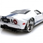 Ford GT 2005 blanco con rayas azules. Escala 1:24