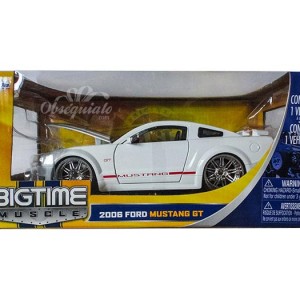 2006 Ford Mustang GT. Escala 1:24