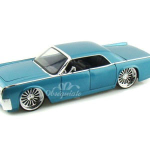 1963 Lincoln Continental. Escala 1:24