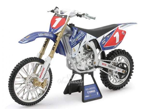 Moto Yamaha YZ450F San Manuel 2009. Escala 1:6