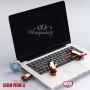 Memoria USB en forma de mano de Iron Man